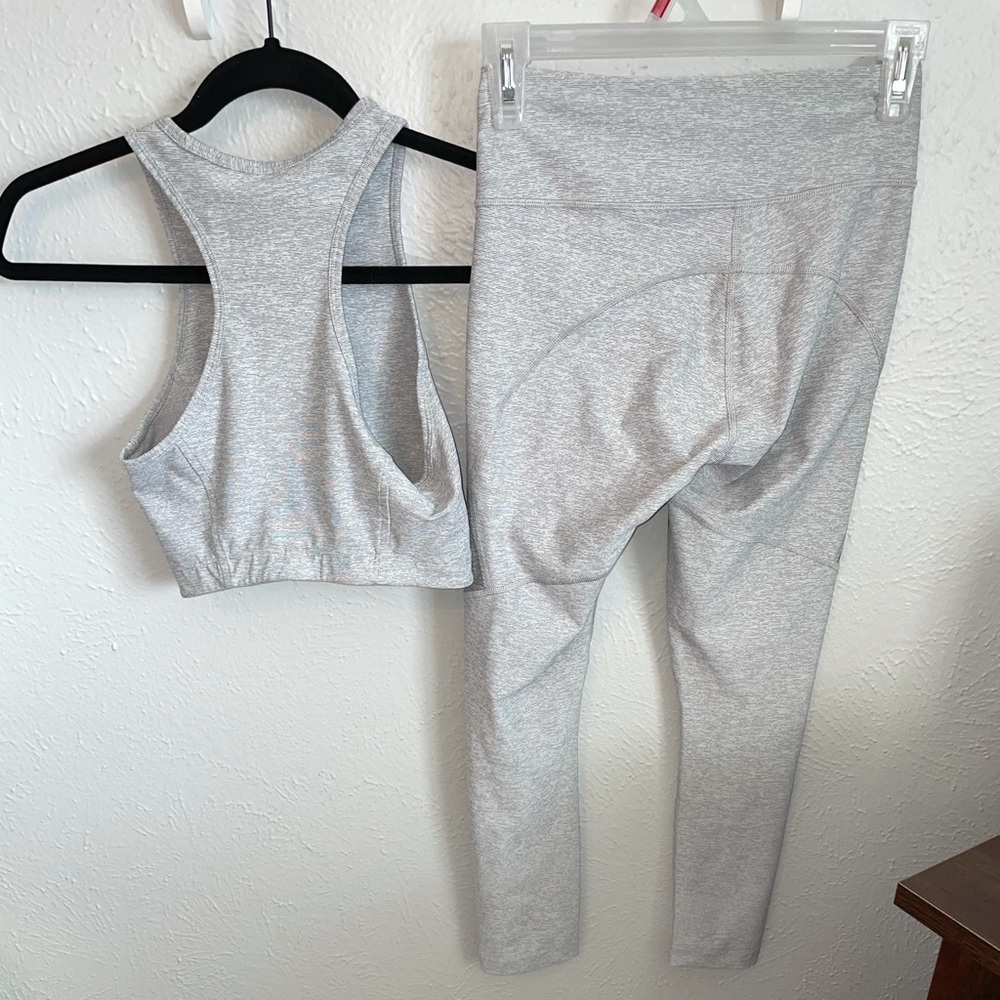 Will be donating soon if not sold! Outdoor Voices Workout SET! - Picture 5 of 5